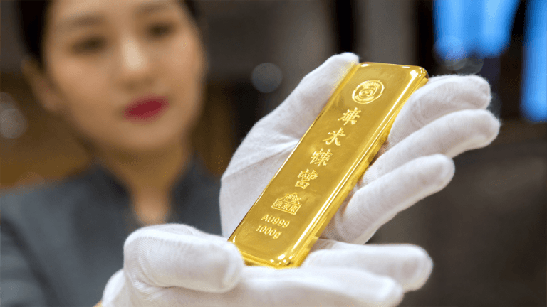 Tokenized Gold Explored as Collateral for SOL Staking