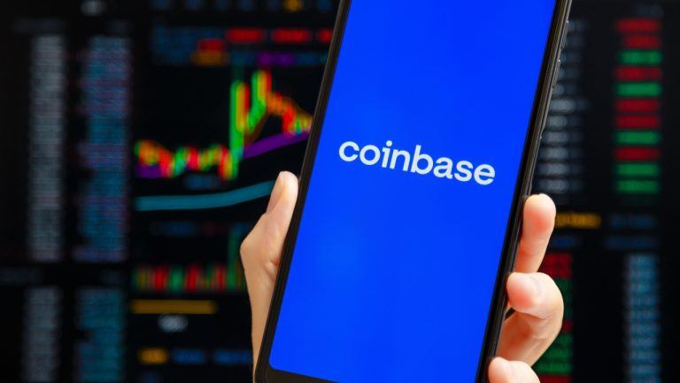 Crypto Industry Cheers as Court Rebukes SEC in Coinbase Case