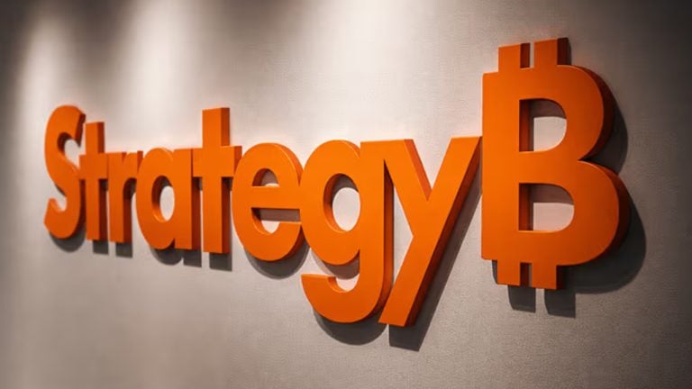 Bitcoin’s Price Has Stalled and Arthur Hayes Says Strategy Pays the Price